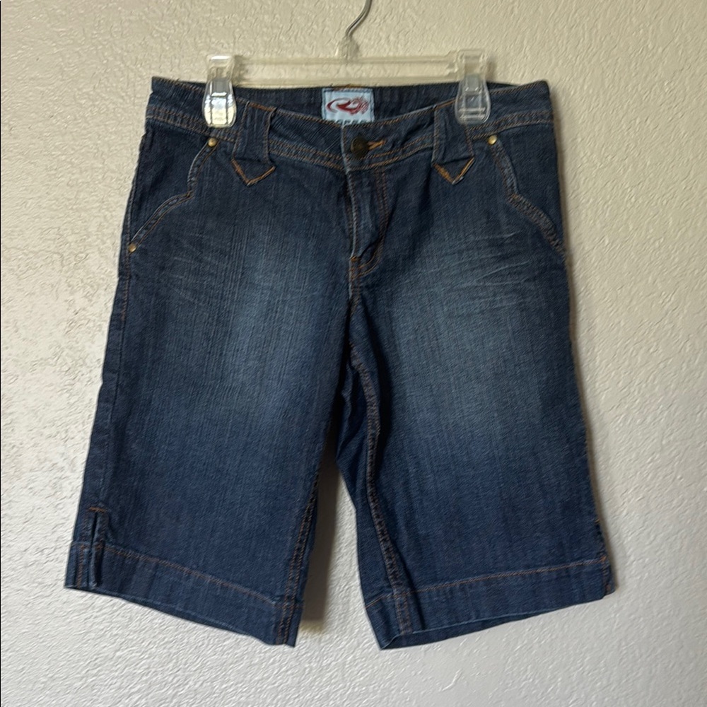 Roper Classic Dark Wash Denim Shorts